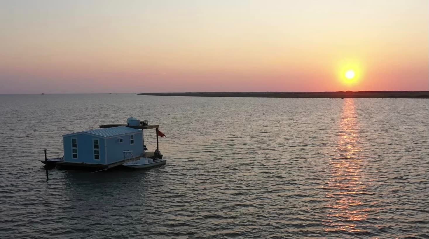 The Dawg House floating cabin on Baffin Bay